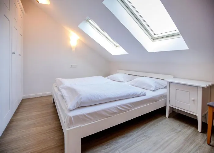 Komfortplus Appartement mit 2 Schlafzimmern und Balkon im Dachgeschoss 171